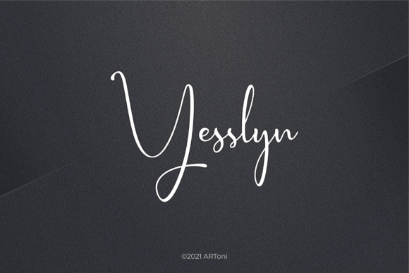 Yesslyn Script Font Review for Branding Projects